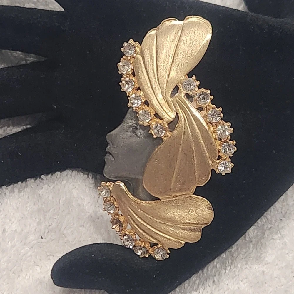 Art Deco Lady Face Pin Brooch‎ Gold Pewter Tone Rhinestone ultra craft